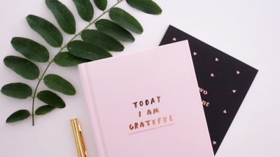 how to make a habit tracker journal